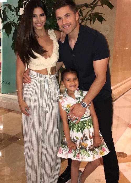 Eric Winter as seen with Roselyn Sánchez and their daughter in July 2018