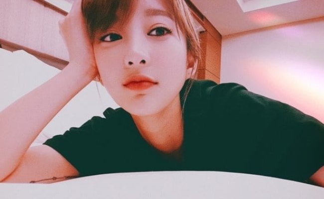 Hyelin in an Instagram selfie as seen in July 2018