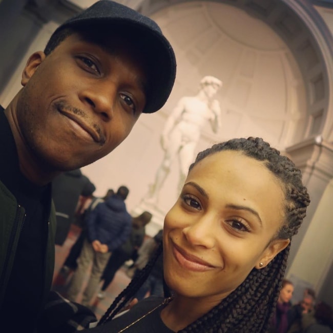 Leslie Odom Jr. in a selfie with Nicolette Robinson in December 2016