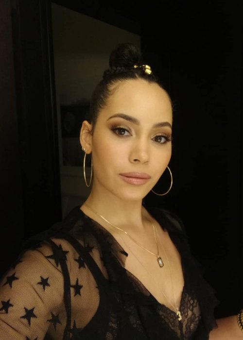 Madeleine Mantock in a selfie in October 2018