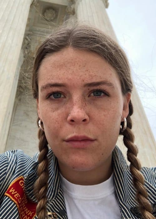 Maggie Rogers in an Instagram selfie as seen in October 2018