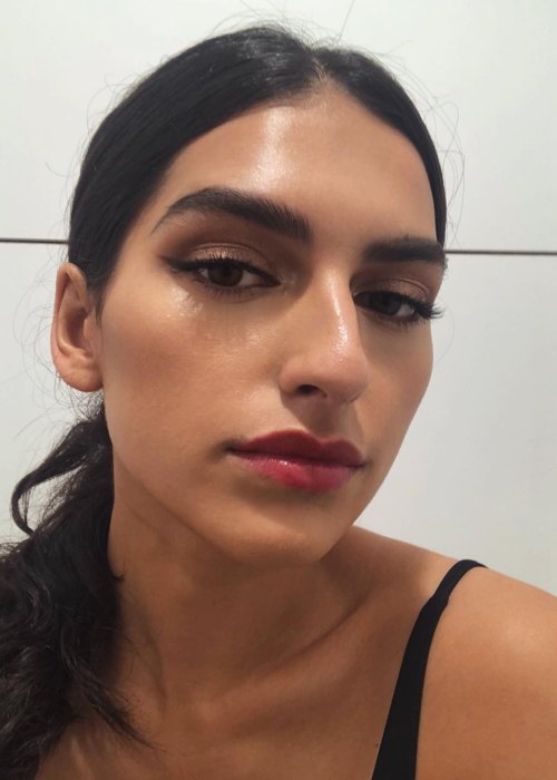 Saffron Vadher in an Instagram selfie as seen in October 2018