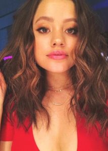 Sarah Jeffery Height, Weight, Age, Boyfriend, Family, Facts, Biography