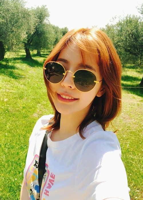 Sunny in a selfie in September 2018