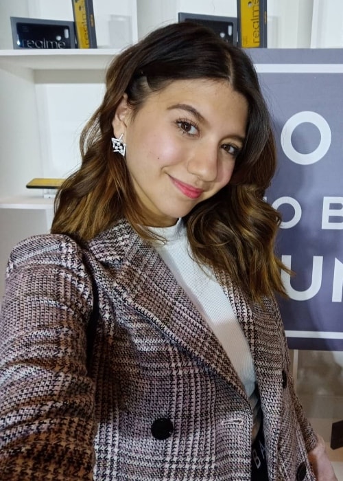 Cassandra Lee in a selfie in December 2018