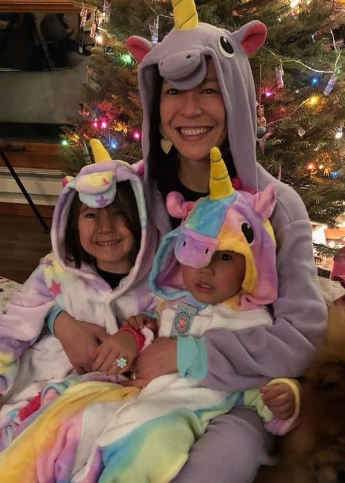 Elizabeth Chai Vasarhelyi with her kids as seen in December 2018