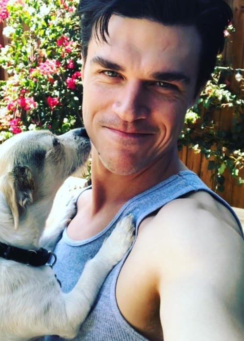 Finn Wittrock in a selfie with his dog as seen in May 2018