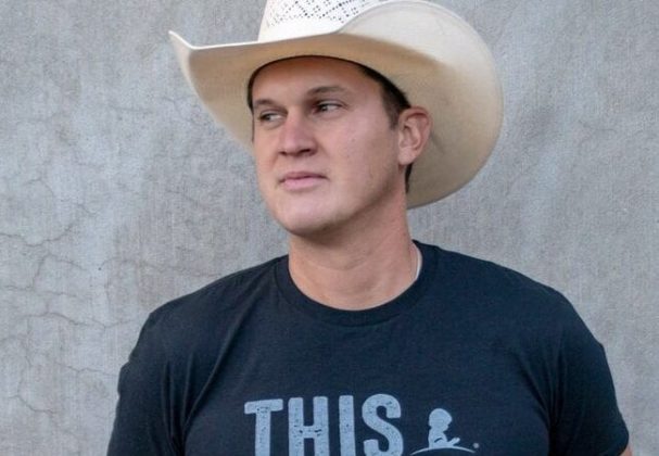 Jon Pardi Height, Weight, Age, Girlfriend, Family, Facts, Biography