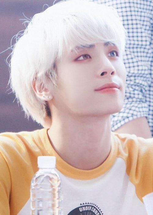 Jonghyun at a fansign at IFC Mall in May 2015