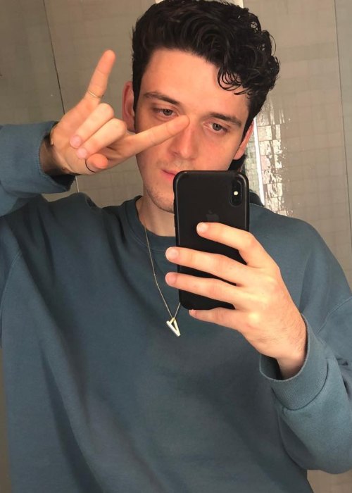 Lauv in a selfie in August 2018