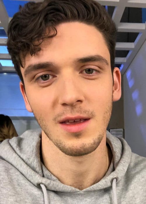 Lauv in an Instagram selfie as seen in November 2018