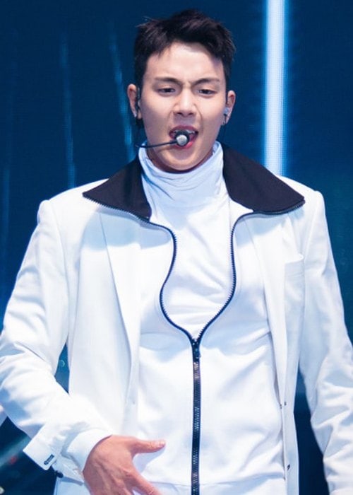 Shownu during a performance at Old School Public Broadcasting in October 2016