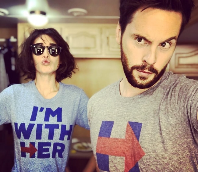 Tom Riley in a selfie with Lizzy Caplan in November 2016