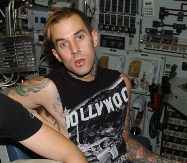 Travis Barker inside the nuclear-powered attack submarine USS Memphis (SSN 691) in Manama, Bahrain in August 2003