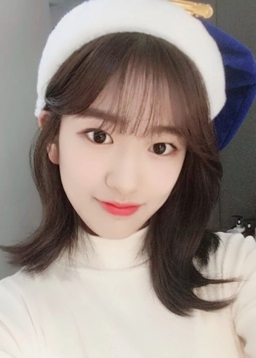 Ahn Yu-jin in a selfie in December 2017