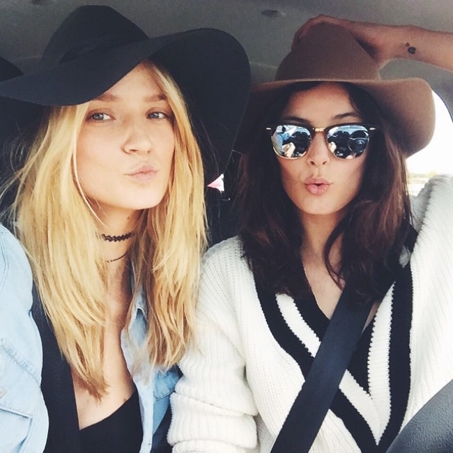 Alek Alexeyeva (Left) in a selfie with Sadie Newman in April 2015