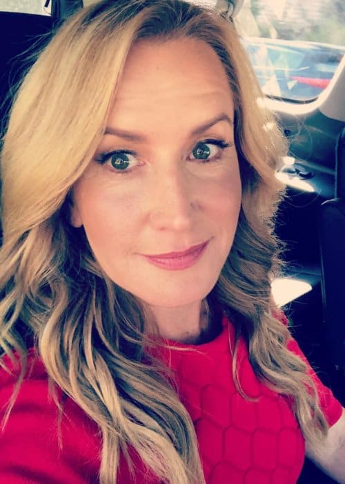 Angela Kinsey in an Instagram selfie as seen in October 2018