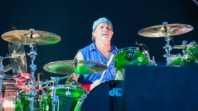 chad Smith som sett mens han opptrådte i juni 2016