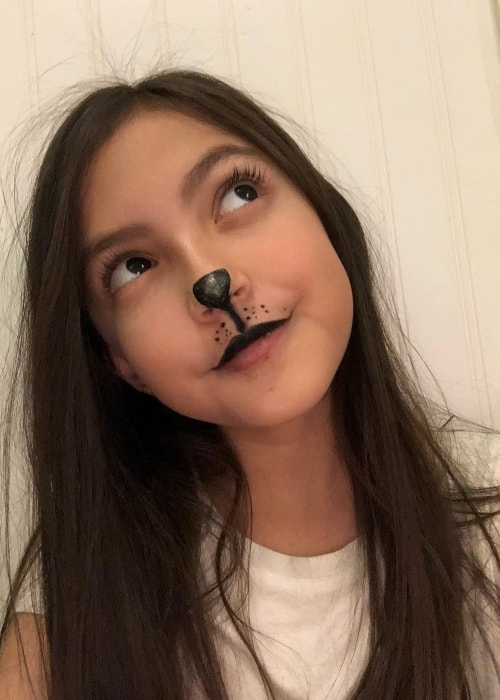 Elle Paris Legaspi in a Halloween selfie in October 2018