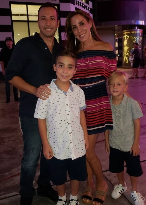 Howie Dorough with his family in August 2018