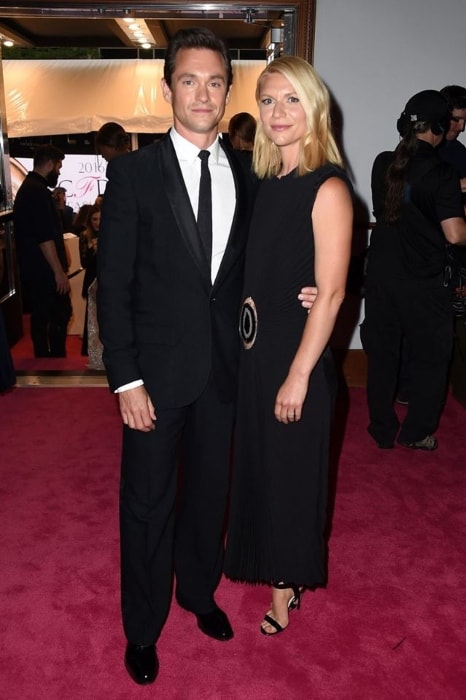 Hugh Dancy with Claire Danes in 2016