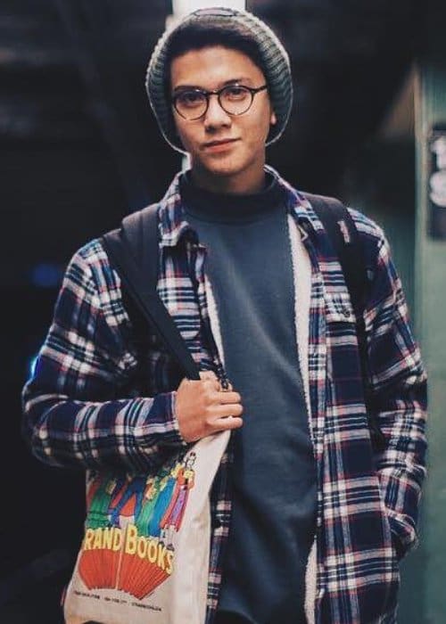  Iqbaal  Ramadhan  Height Weight Age Body Statistics 