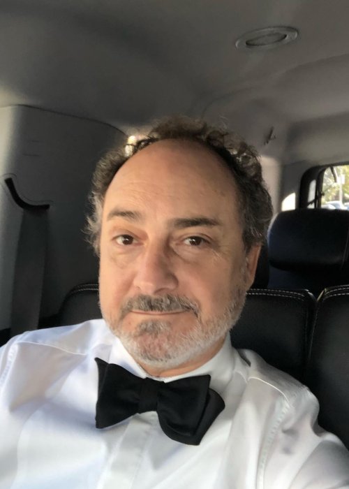 Kevin Pollak in a selfie in January 2019