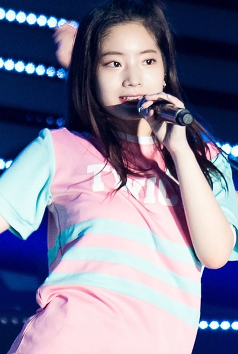 Kim Da-hyun while performing at WFMF concert in September 2016