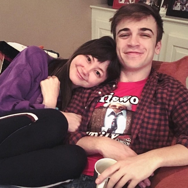 Kimiko Glenn with Sean Grandillo in December 2018