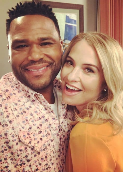 Leslie Grossman and Anthony Anderson as seen in March 2018