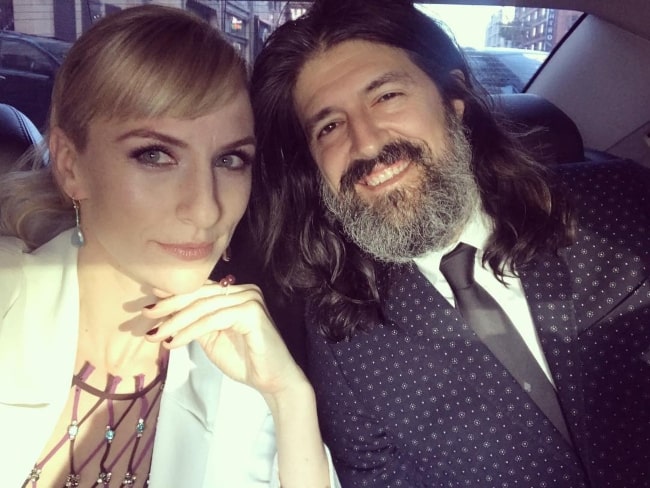 Mickey Sumner in a selfie with Chris Kantrowitz in January 2019