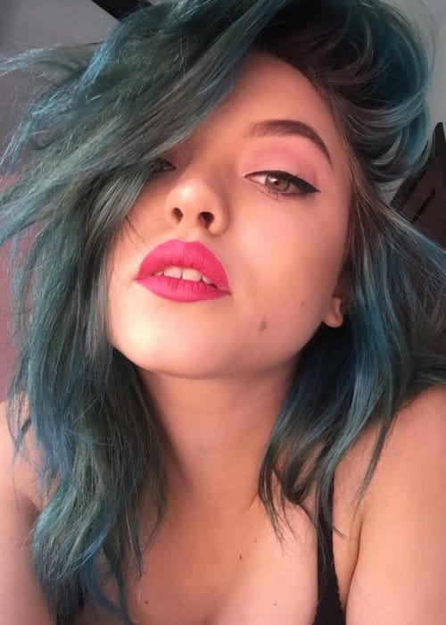 Rena Lovelis in an Instagram selfie as seen in November 2018