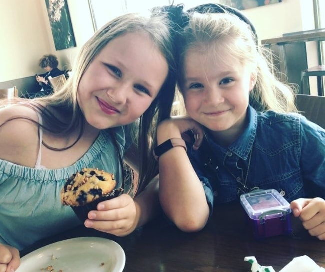 Ruby Rube (Left) with her cousin in August 2017