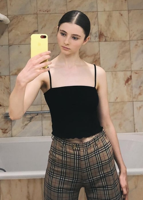 Thomasin McKenzie in a bathroom selfie in July 2018
