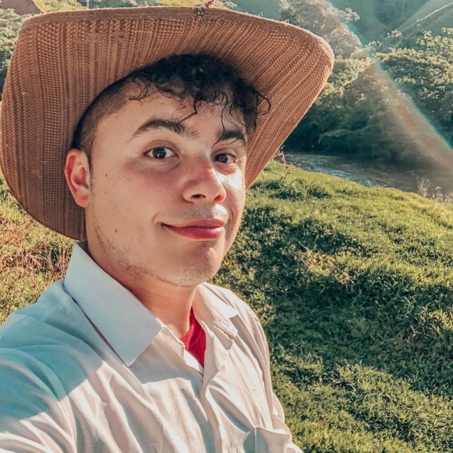 HeyItsDennis as seen in a selfie at the Antioquia in Medellín, Columbia in September 2018