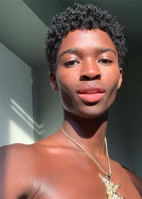 Alton Mason in a shirtless selfie in Milan, Italy in January 2019