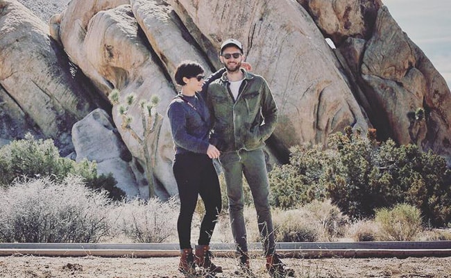 Brent Kutzle with his Girlfriend Jackie Leslie as see on his Instagram Profile in February 2018