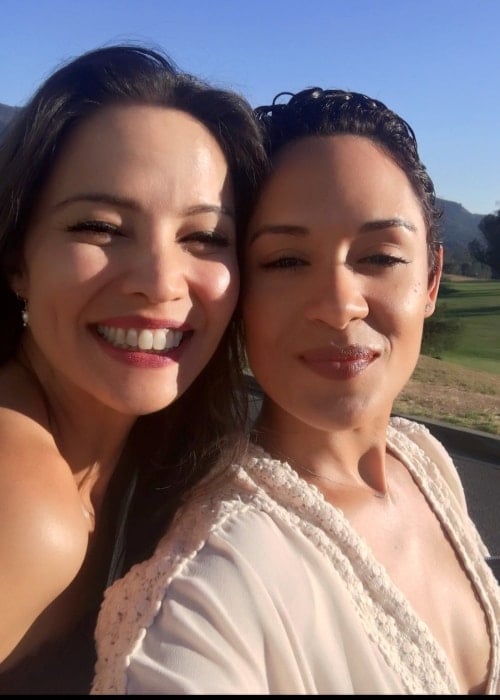 Grace Byers (Right) in a selfie with Laurine Price in January 2018