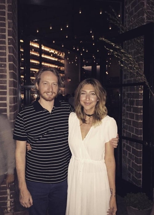 Heidi Gardner as seen in a picture with her husband Zeb Wells in August 2016