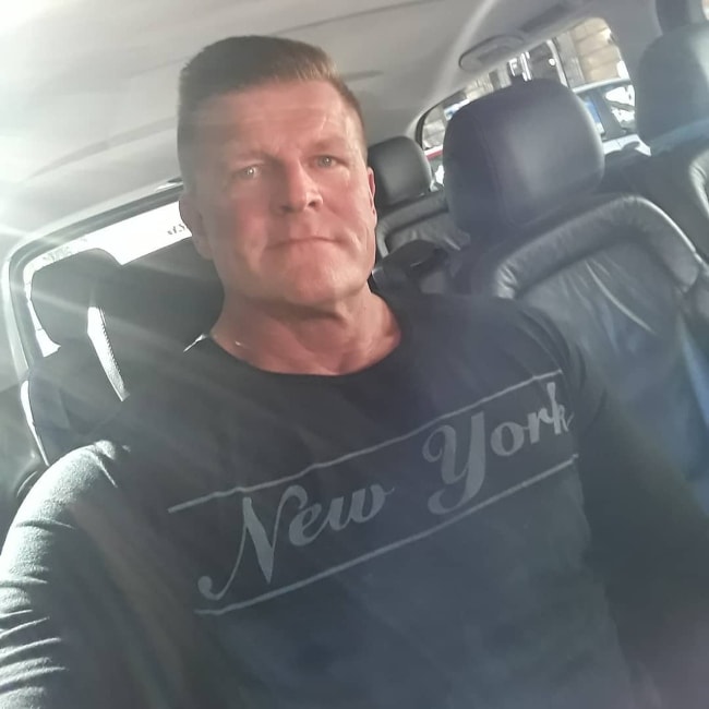 Kim Kold in a car selfie in Rome, Italy