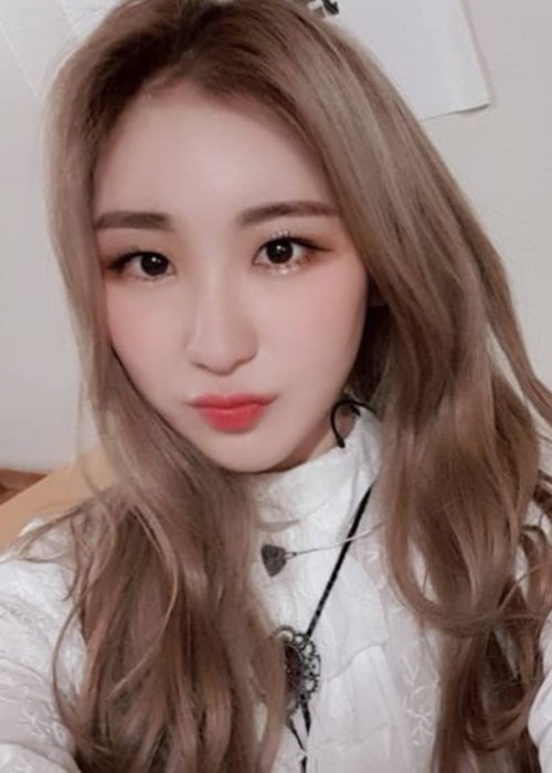 Lee Chaeyeon in an Instagram selfie as seen in December 2018