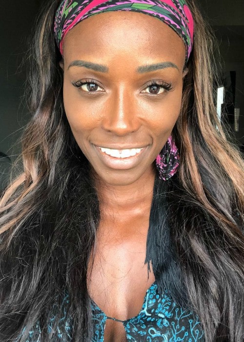 Lorraine Pascale as seen in a selfie in November 2018