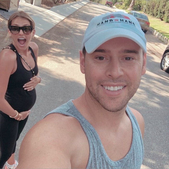 Scooter Braun as seen in a selfie with Yael Cohen in July 2018