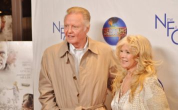 Connie Stevens Height, Weight, Age, Boyfriend, Family, Facts, Biography