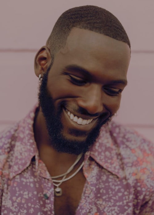 Kofi Siriboe Height, Weight, Age, Body Statistics - Healthy Celeb