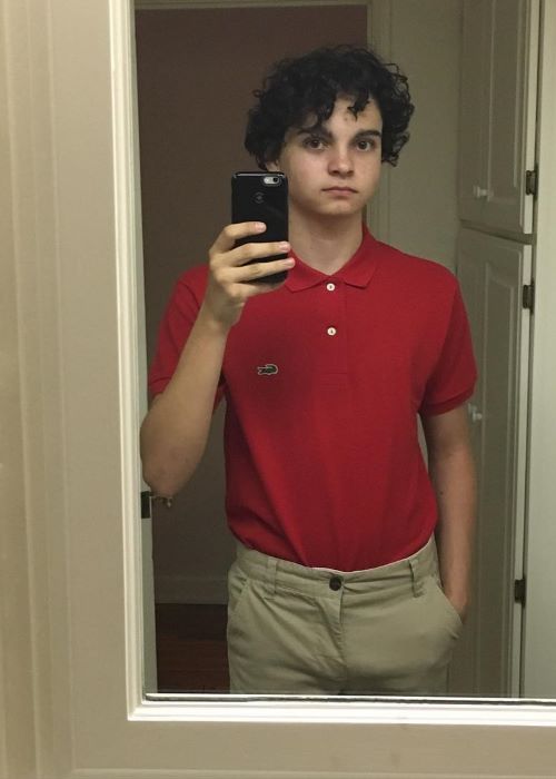 Max Burkholder in an Instagram Mirror Selfie in October 2015