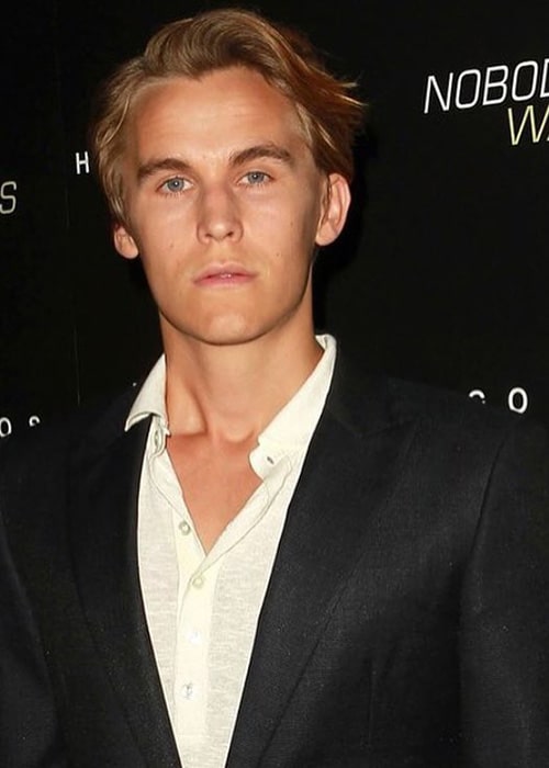 Rhys Wakefield as seen on his Instagram Fan Page in October 2016