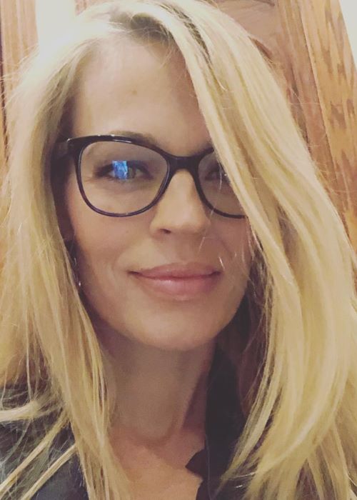 Jeri Ryan in an Instagram Selfie in December 2018