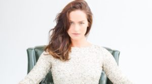 Kelly Overton