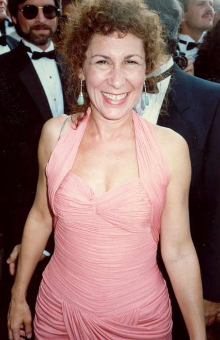 Rhea Perlman at the Emmy Awards in August 1988